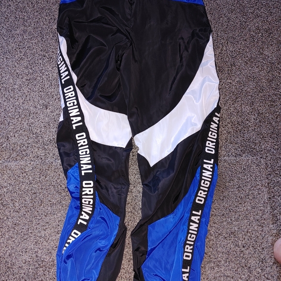 SWS active pants size small - Picture 2 of 6